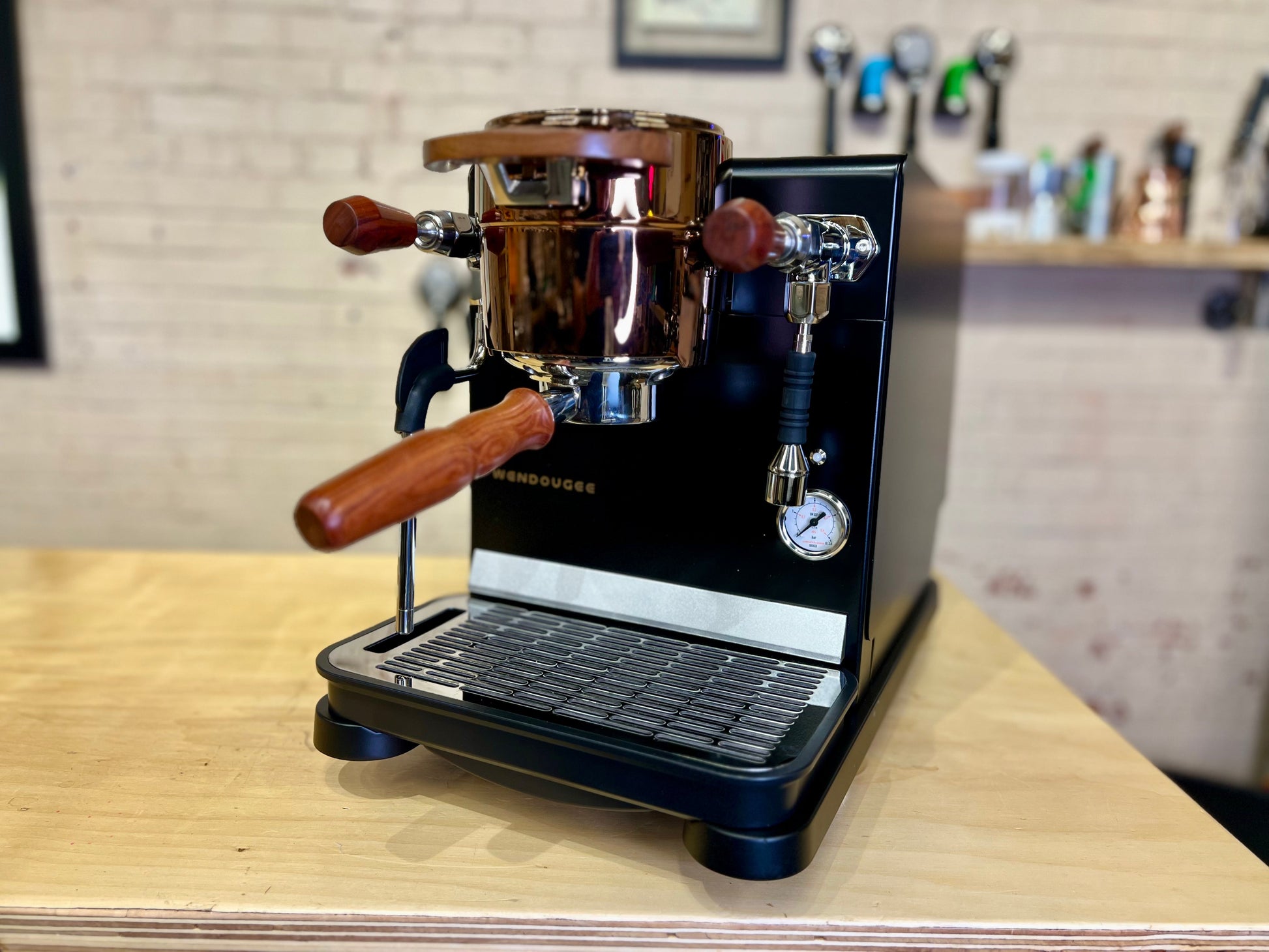 Wendougee Data S Espresso Machine - From Espresso Outlet LLC - Just $2899! Shop now at Freedom Bear Coffee LLC