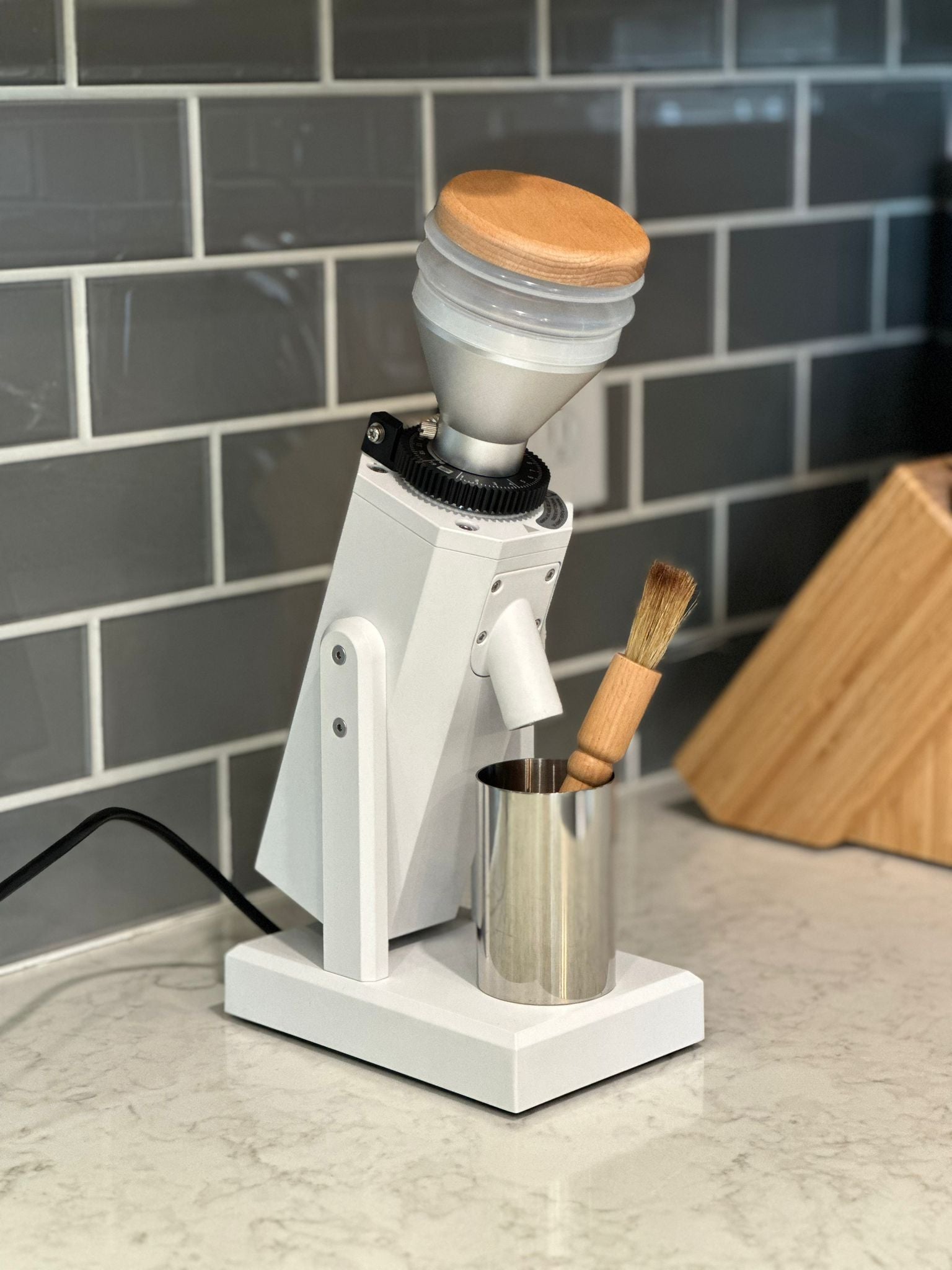 Get Your Hands On The Turin™ SK40™ Single Dose Stepless Grinder